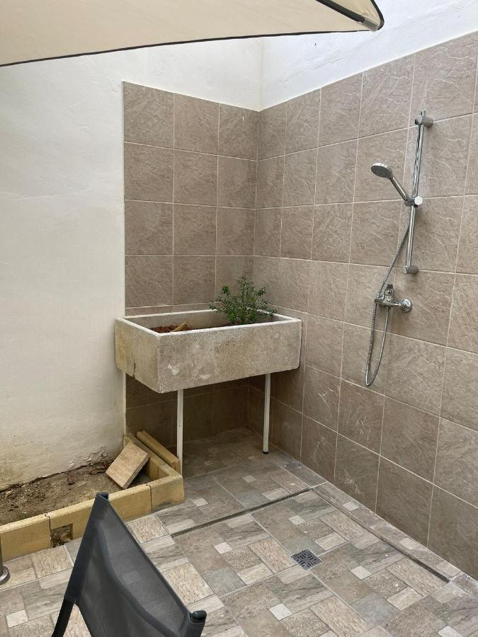 Bed and Breakfast Dimora Nonna Ada Aradeo Zewnętrze zdjęcie
